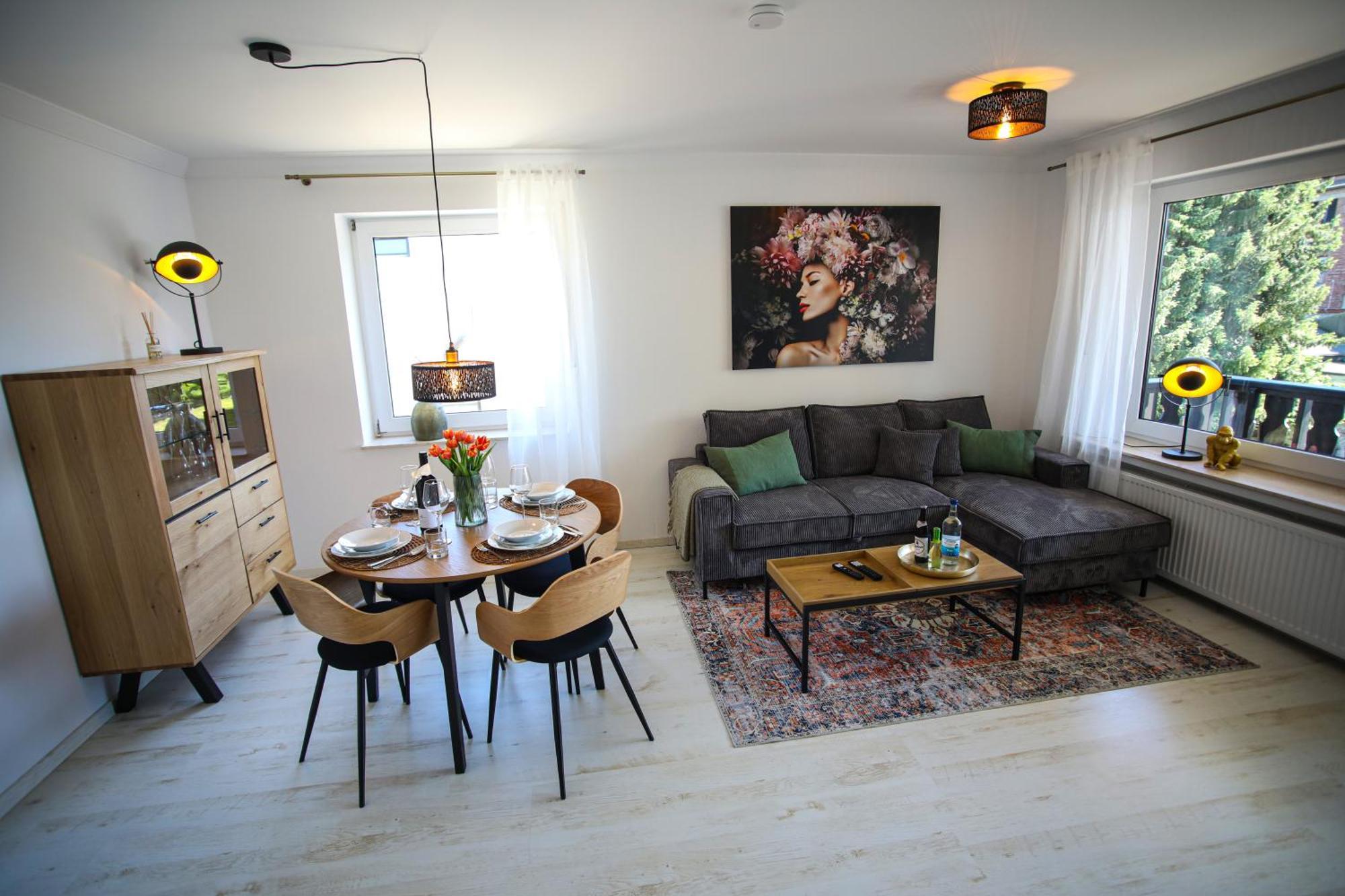 Zentral - Gemuetlich - Kueche - Balkon - Garage Apartman Bad Lippspringe Kültér fotó